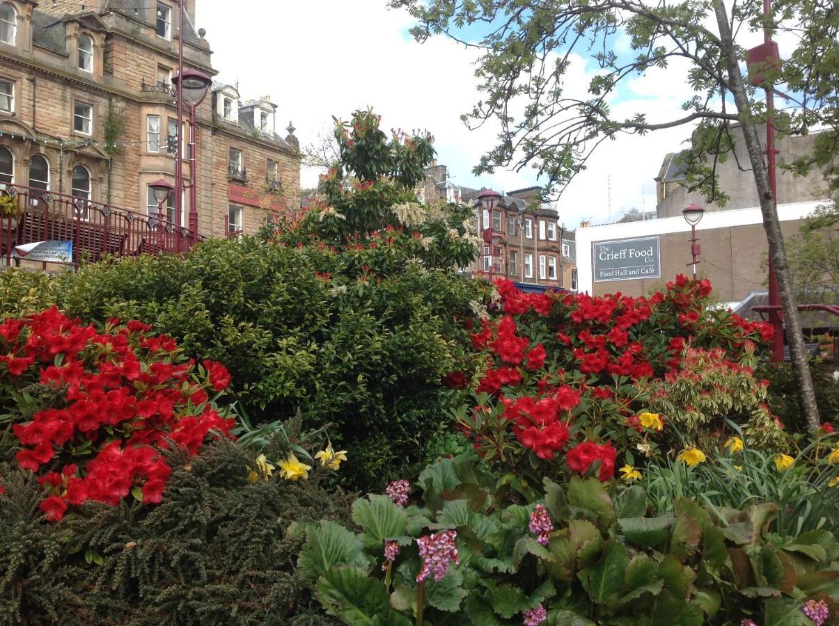 The Garden Flat Apartamento Crieff Exterior foto