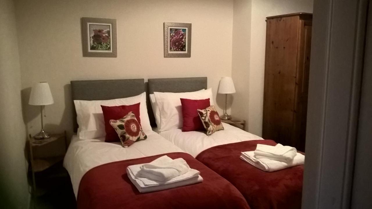 The Garden Flat Apartamento Crieff Exterior foto