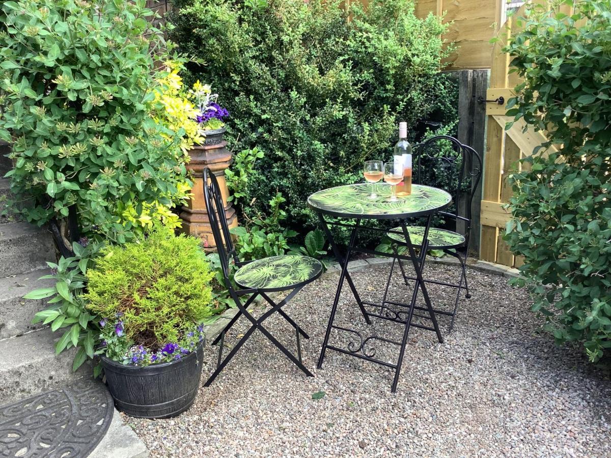 The Garden Flat Apartamento Crieff Exterior foto
